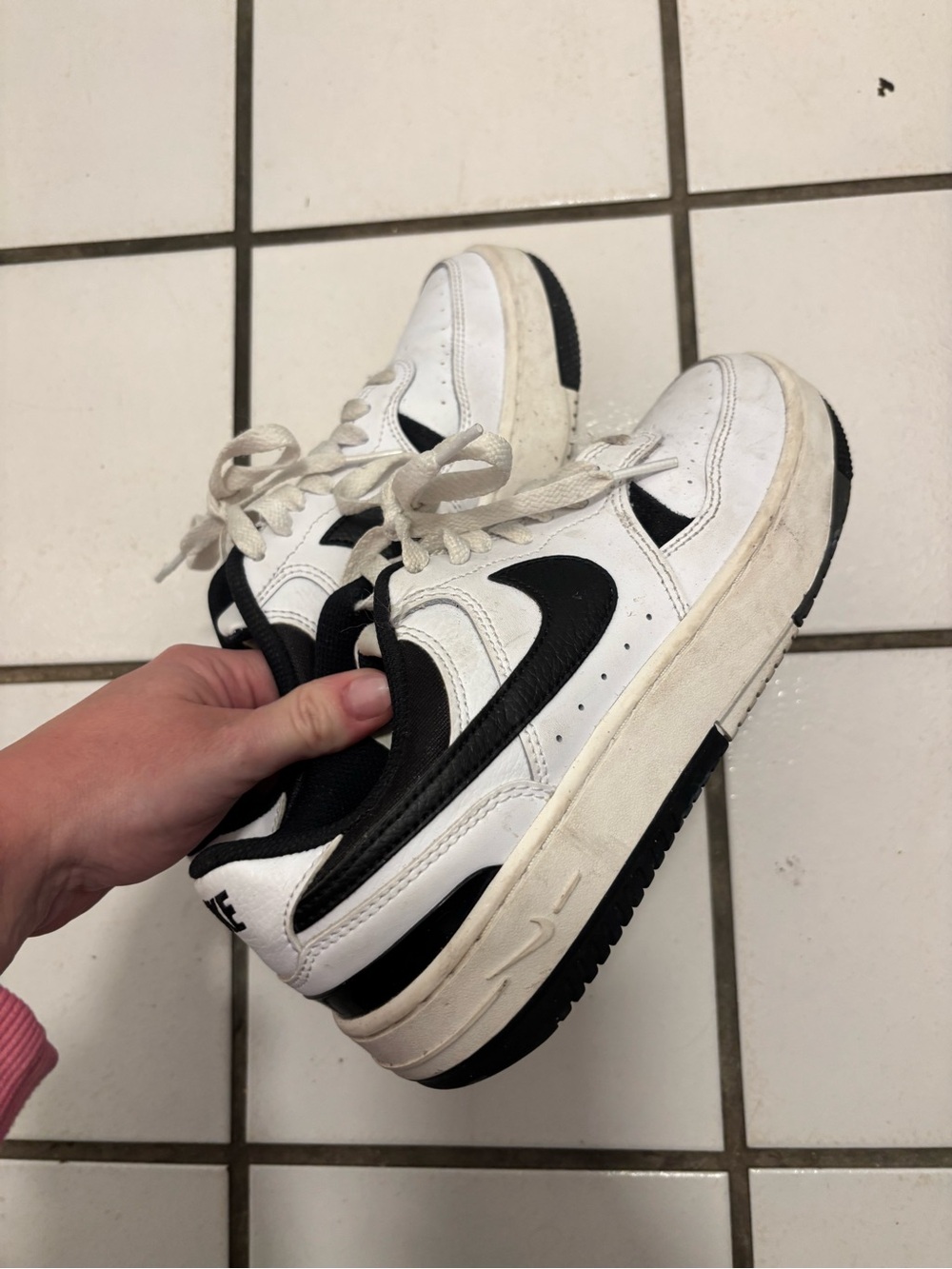 Nike White and Black Low-Top Women's Sneakers